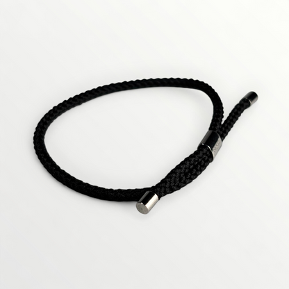 Linea | Onyx